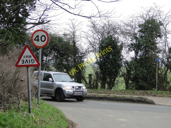 Photo 6"x4" Give(n) Way Spixworth c2011