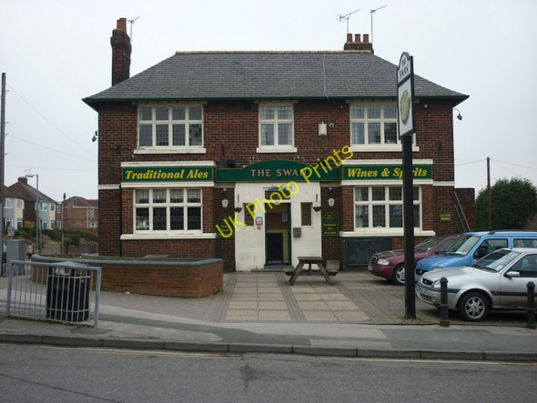 Photo 6"x4" The Swan on Low Street, Sherburn in Elmet Sherburn in Elmet c2011