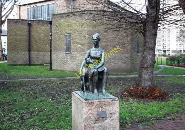 Photo 6"x4" St Philip & St Mark, Avondale Square, Camberwell & Sculpture Bermondsey c2011