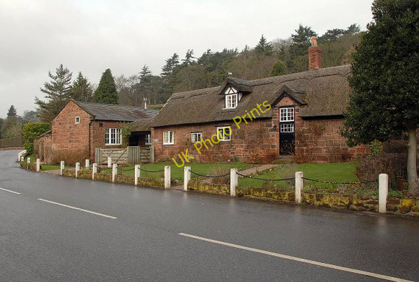 Photo 6"x4" Bishop Wilson's Cottage Burton\/SJ3174 c2011