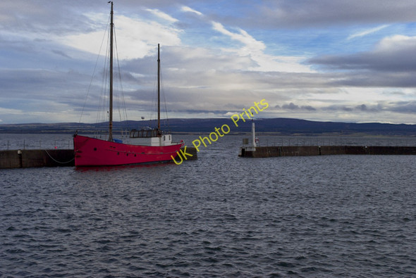Photo 6"x4" Avoch Harbour Fortrose c2011