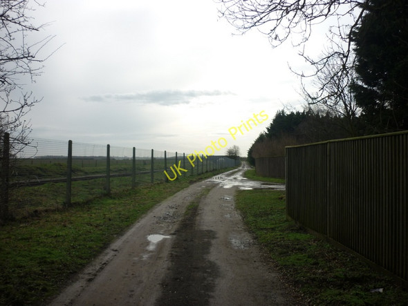 Photo 6"x4" Walking south towards the A1084 Wrawby c2011