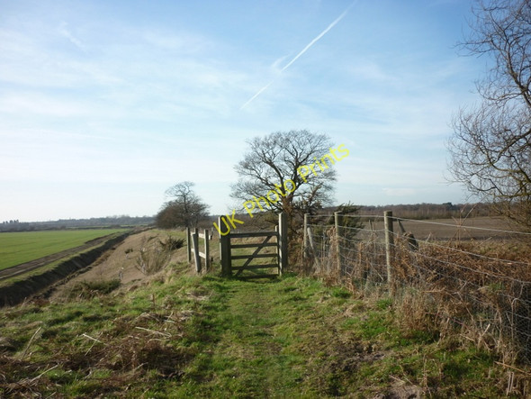 Photo 6"x4" A new footpath west towards Messingham Manton\/SE9302 c2011