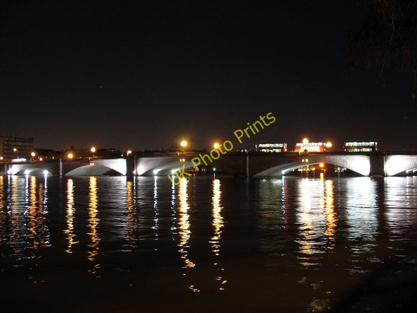 Photo 6"x4" High Tide at Putney Bridge Fulham c2011