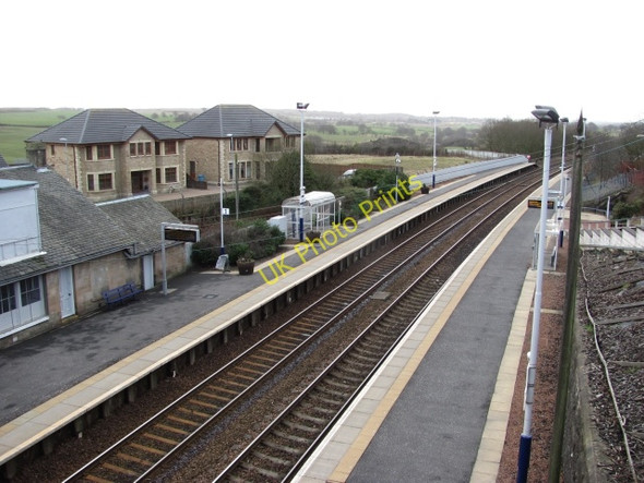 Photo 6"x4" Shotts railway station Dykehead\/NS8759 c2011