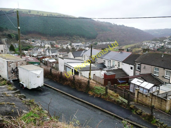 Photo 6"x4" Over the rooftops Abertillery\/Abertyleri c2008
