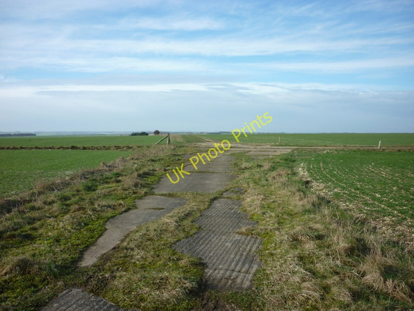 Photo 6"x4" Cottam Airfield Great Kendale c2011