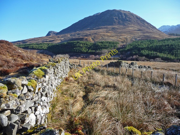 Photo 6"x4" Old buildings at the foot of Glen Ling Killilan c2011