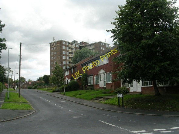 Photo 6"x4" Larkhill Road - Allerton Grange Avenue Lidgett Park c2009