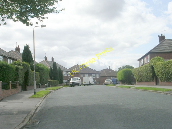 Photo 6"x4" Allerton Grange Gardens - Allerton Grange Rise Chapel Allerton\/SE3037 c2009