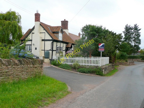 Photo 6"x4" Brinkley Hill cottages 1 Brinkley Hill c2009