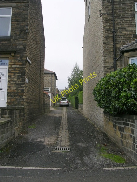 Photo 6"x4" Back Cross Street - Cross Street Elland c2009