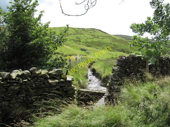 Photo 6"x4" Unnamed stream alongside Long Lane Helwith Bridge c2009