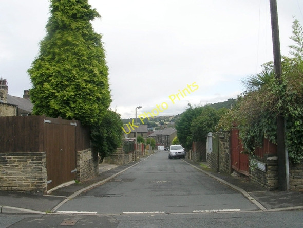 Photo 6"x4" Back South Parade - Savile Road Elland c2009