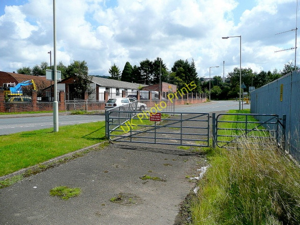 Photo 6"x4" Valley Road cattle grid Cinderford c2009