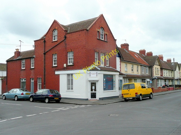 Photo 6"x4" A hairdresser's shop in Avonmouth Avonmouth c2009