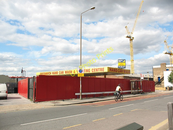 Photo 6"x4" Closed car wash, Greenwich High Road Deptford\/TQ3677 c2009