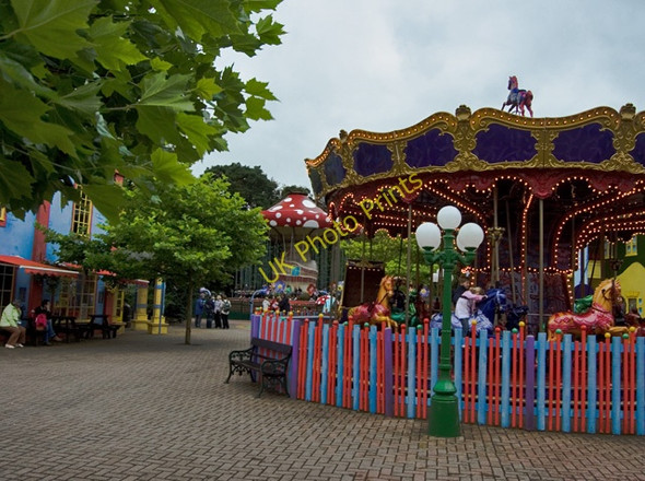 Photo 6"x4" Cloud Cuckoo Land, Alton Towers Alton\/SK0742 c2009