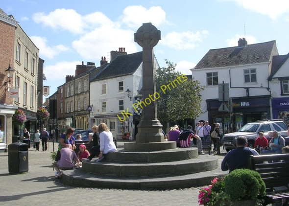 Photo 6"x4" Market Cross - Market Place Knaresborough c2009