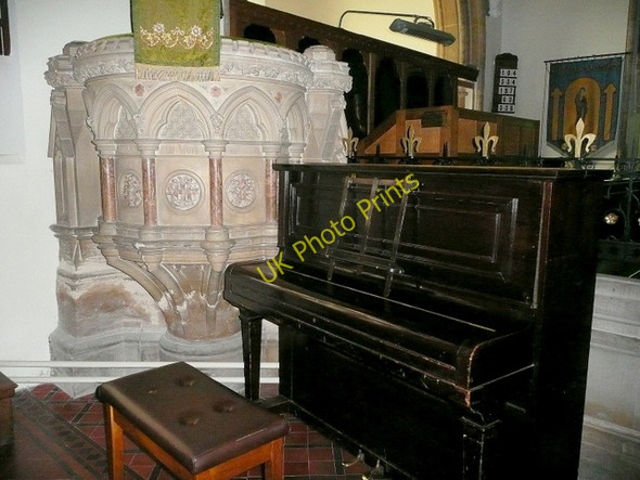 Photo 6"x4" St. Peter's church, Newnham-on-Severn Newnham\/SO6911 c2009 P1