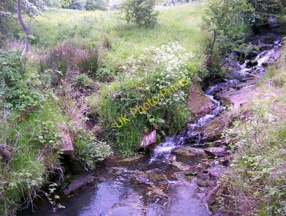 Photo 6"x4" Bonnie Burn Cascade Bargeddie c2004