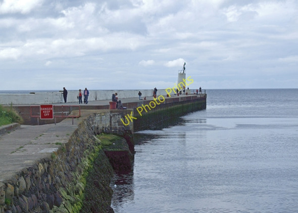 Photo 6"x4" Girvan harbour mouth Girvan c2009