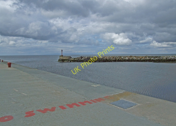 Photo 6"x4" Girvan harbour mouth Girvan c2009