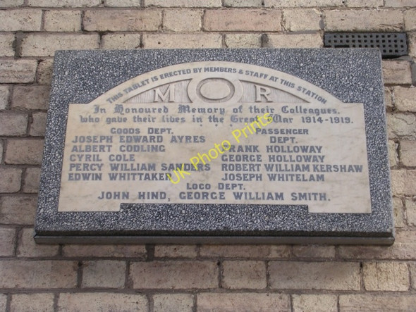 Photo 6"x4" War Memorial Plaque - Lincoln Station Lincoln c2009