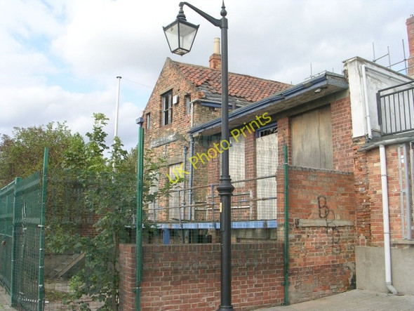 Photo 6"x4" Gainsborough Rowing Club - Riverside Gainsborough\/SK8189 c2009