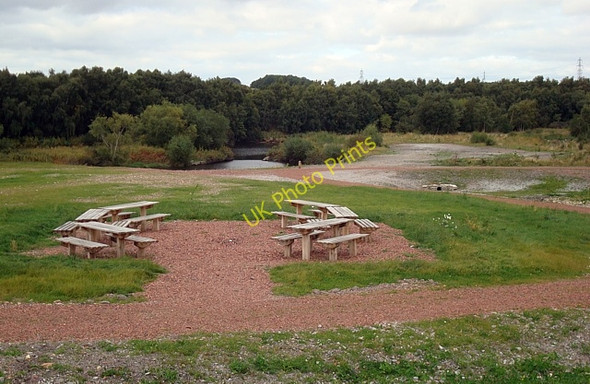 Photo 6"x4" Picnic place New Fryston c2009