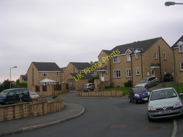 Photo 6"x4" Dunmore Avenue - viewed from Bradshaw View Queensbury\/SE0930 c2009