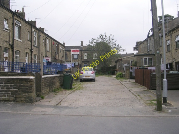 Photo 6"x4" Victoria Street - Brunswick Street Queensbury\/SE0930 c2009 P1