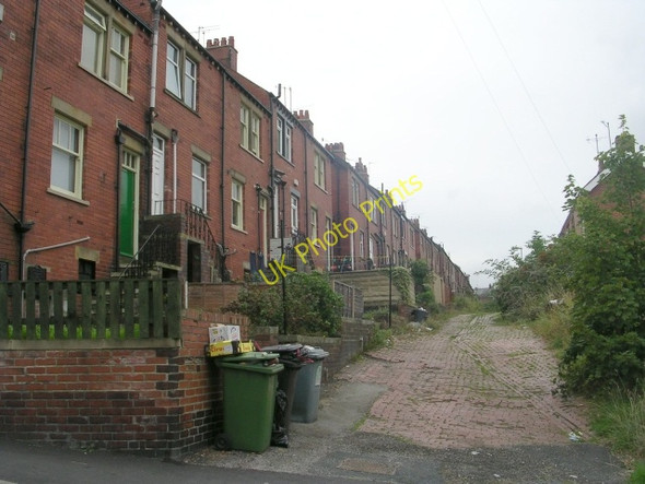 Photo 6"x4" Granny Place - Old Road Morley\/SE2627 c2009