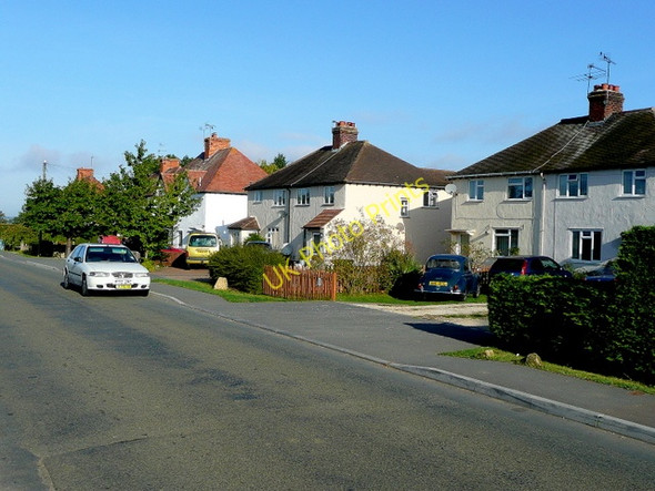 Photo 6"x4" Older housing on the Hinton Road Murcot c2009