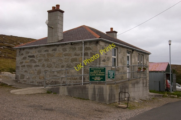 Photo 6"x4" Berneray Historical Society and information centre Borgh\/NF9181 c2009