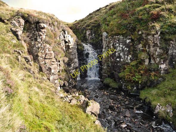 Photo 6"x4" Waterfall on the Lon Shobhar-airigh Balnaknock c2009