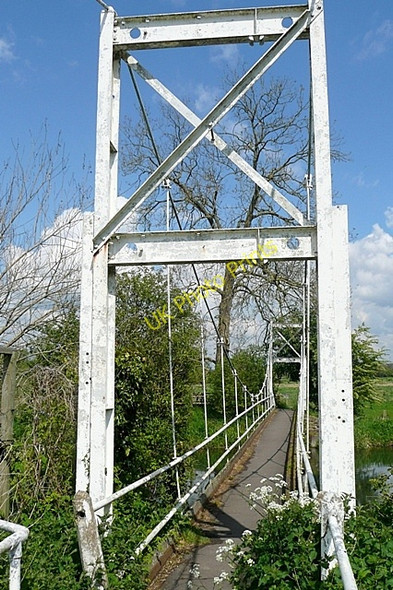 Photo 6"x4" Bridge over the Avon Fordingbridge c2009