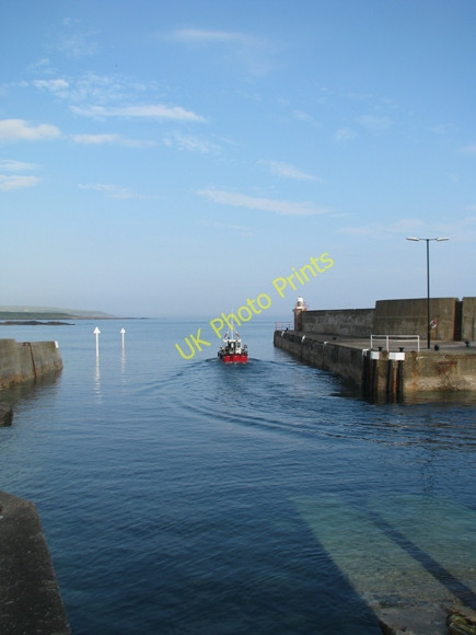 Photo 6"x4" Murray Pearl BF17 heads to sea from Whitehills Whitehills\/NJ6565 c2009