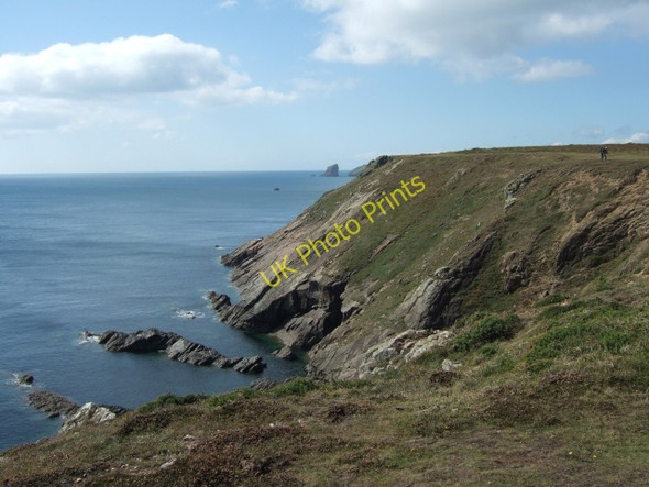 Photo 6"x4" The southern cliffs of Wooltack Point Marloes c2009