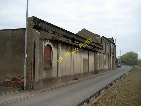 Photo 6"x4" The Wakefield Shirt Co., Thornes Lane Wharf Wakefield\/SE3320 c2009
