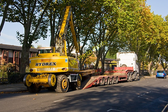Photo 6"x4" Gigarailer in Westbere Road Hampstead\/TQ2685 c2009