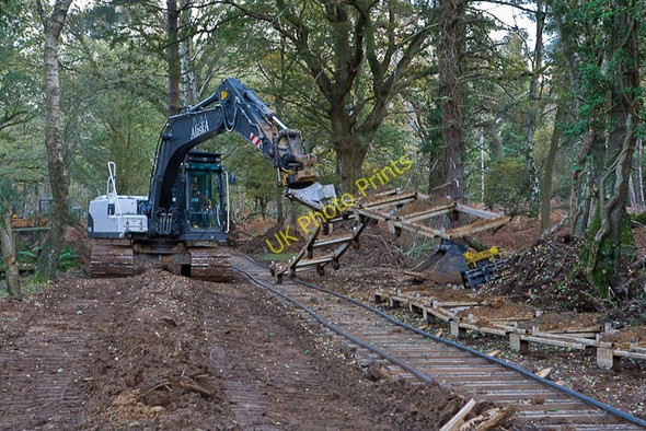 Photo 6"x4" Warwickslade Cutting: moving the railway Bank\/SU2807 c2009