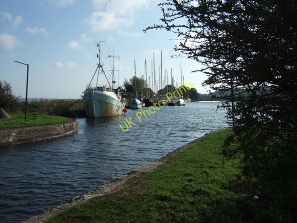 Photo 6"x4" Boats moored in the basin by Turf Hotel, Exeter Canal Exton\/SX9886 c2009