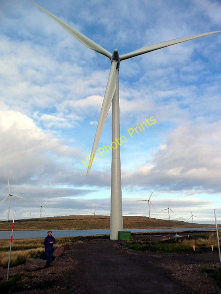 Photo 6"x4" Whitelee Wind farm Dunwan Hill (Fort) c2009