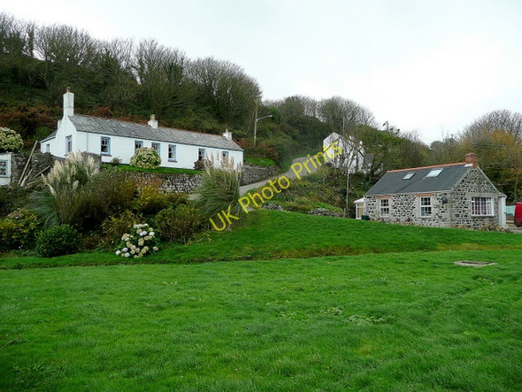 Photo 6"x4" Cottages in Porthoustock Porthoustock c2009
