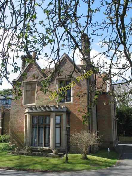 Photo 6"x4" The Old Vicarage, Tring Tring c2009