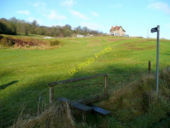 Photo 6"x4" Footpath to Baynham Farm Grange Village c2009