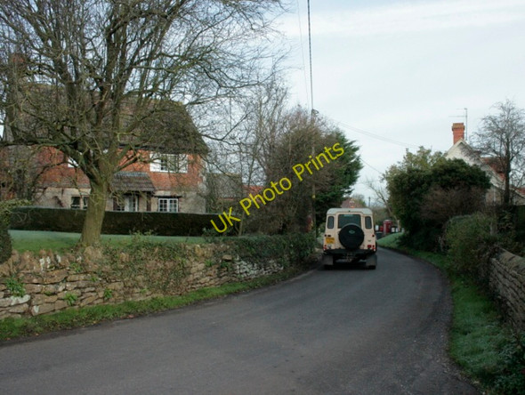 Photo 6"x4" 2009 : First and last house, Great Hinton Ashton Common c2009