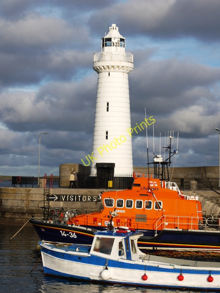 Photo 6"x4" Donaghadee Lighthouse Donaghadee c2009