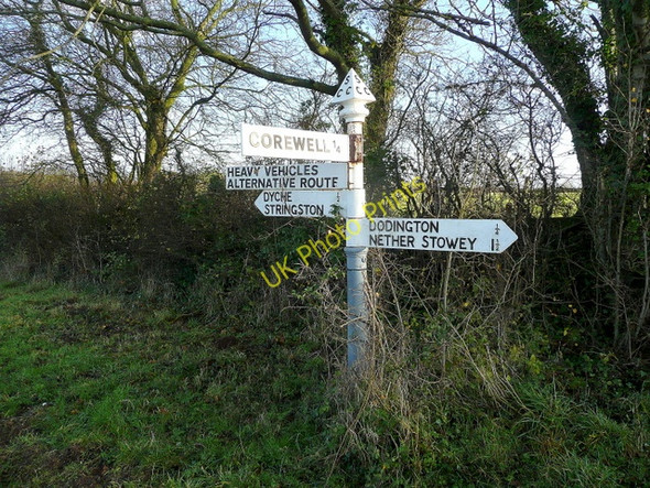 Photo 6"x4" SCC finger-post near Dodington Woodlands\/ST1640 c2009
